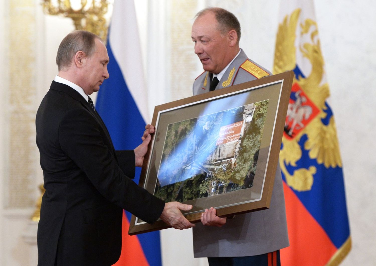 Vladimir Putin e Alexander Dvornikov