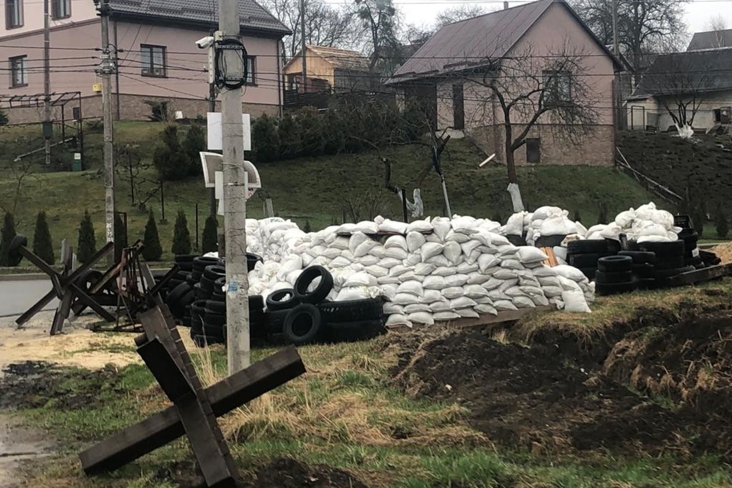 Un checkpoint tra Ungheria e Ucraina