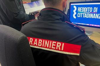 Controlli dei carabinieri su reddito di cittadinanza