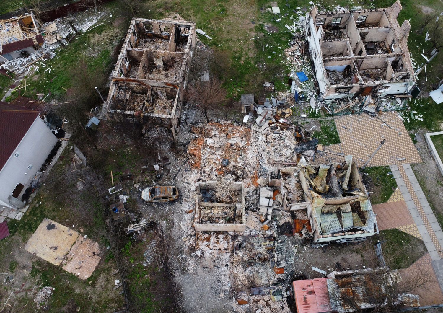 Cittadina bombardata nel Donbass