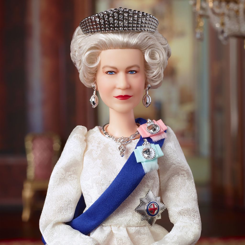 La Barbie per il giubileo di diamante di Elisabetta II