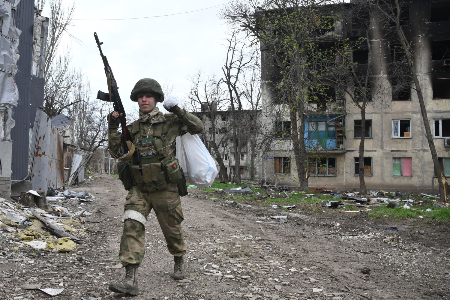 Soldato russo a Mariupol