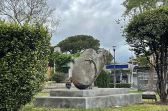Monumento a Walter Rossi, Roma