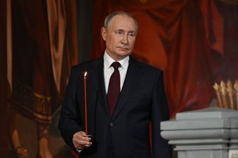 Il presidente Putin alla messa di Pasqua a Mosca&nbsp;