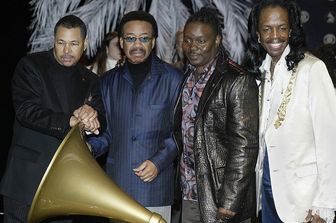 Gli Earth, Wind &amp; Fire