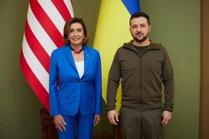 Nancy Pelosi e Volodymyr Zelensky