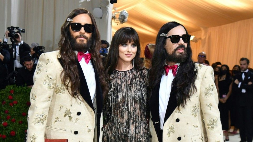 Jared Leto, Dakota Johnson e Alessandro Michele