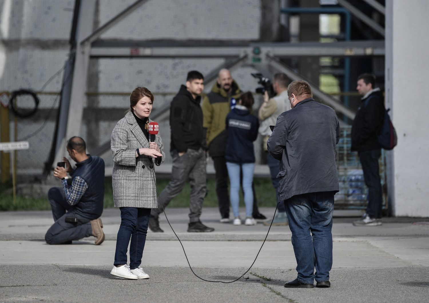 Una giornalista in collegamento dalla centrale di Zaporizhzhia&nbsp;