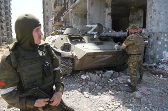 Truppe russe a Mariupol