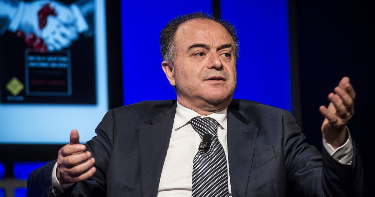 "Al referendum voteranno per il sì gli imputati e la massoneria deviata", è bufera su Gratteri