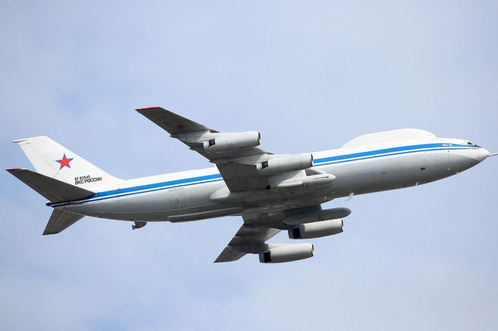 L'Il-80, &quot;l'aereo del giorno del giudizio&quot; progettato per ospitare le alte cariche, Putin compreso, in caso di guerra nucleare