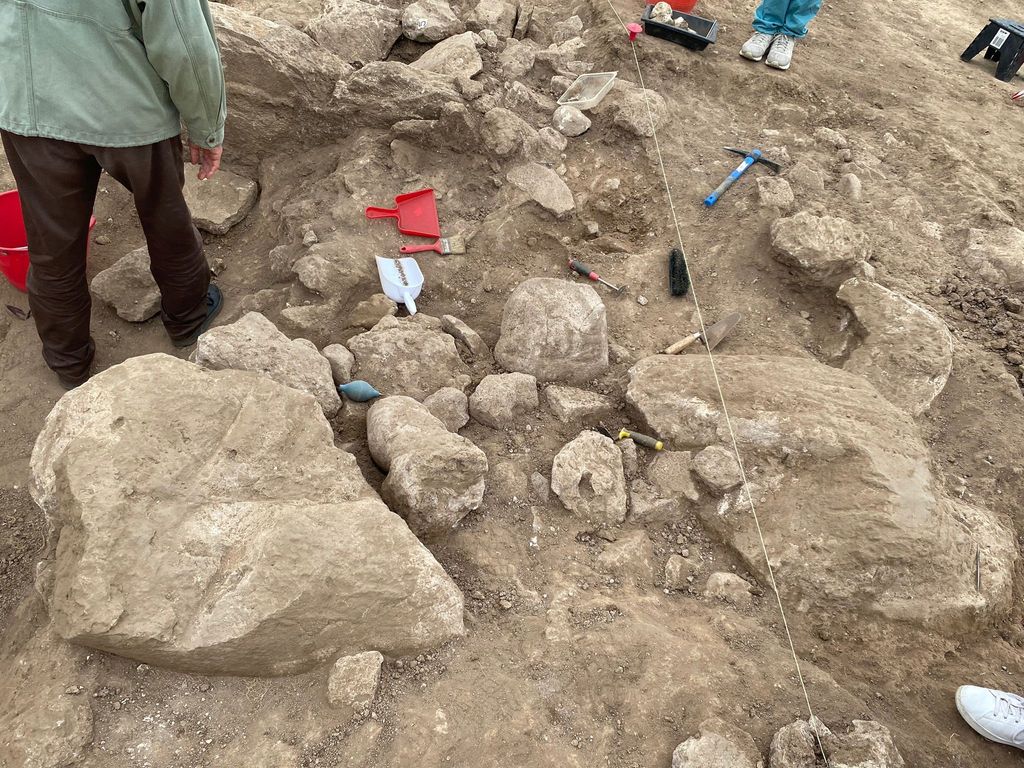I nuovi scavi archeologici nel sito dei 'Giganti' a Cabras (Oristano)