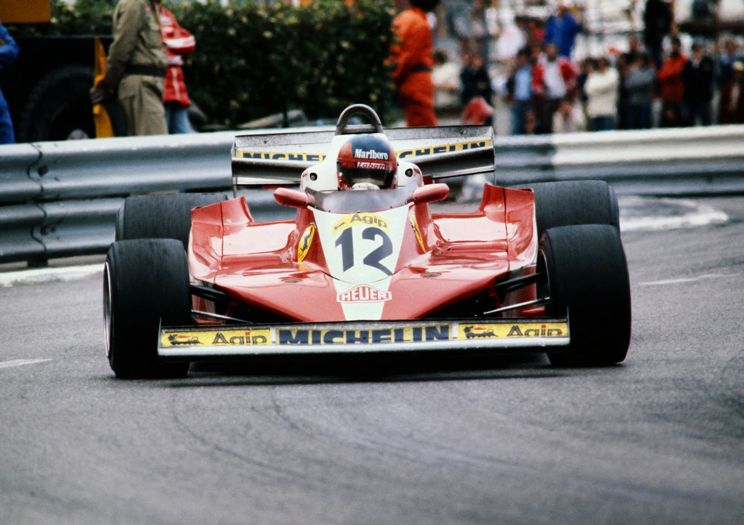 Villeneuve alla guida della Ferrari a Monaco nel 1978