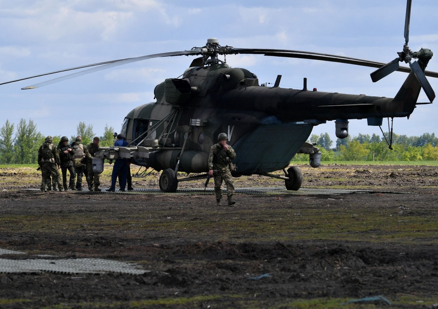 Elicottero militare russo neipresi di Kharkiv&nbsp;