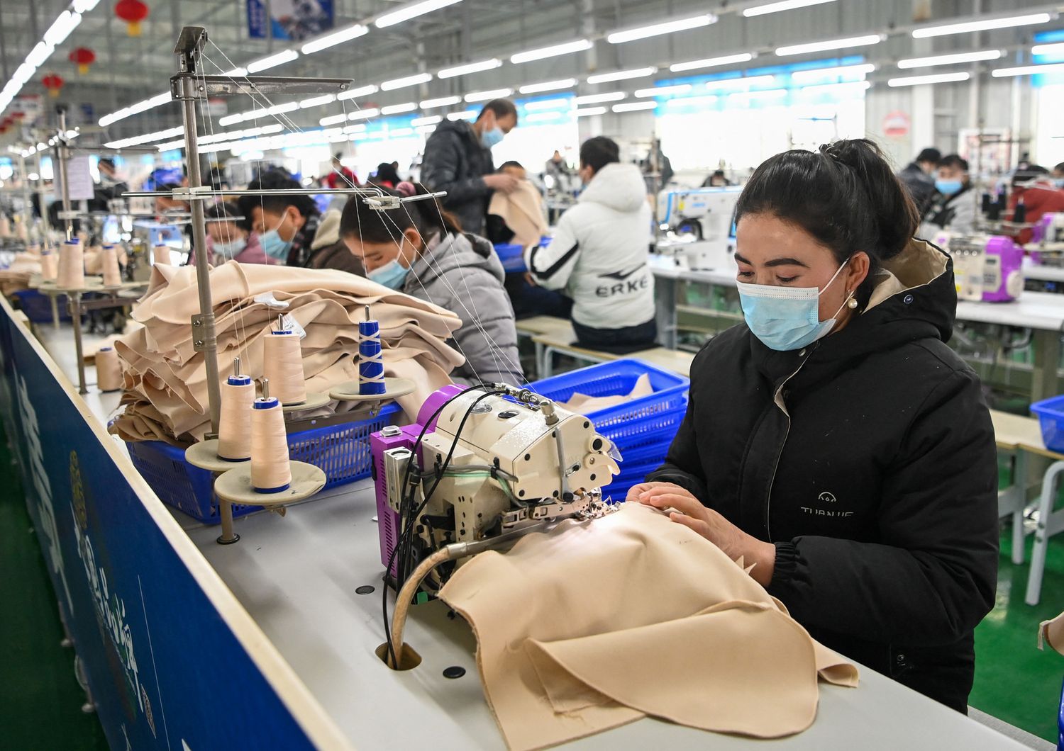 Cina disoccupazione ad aprile al 6,1% quasi record storico