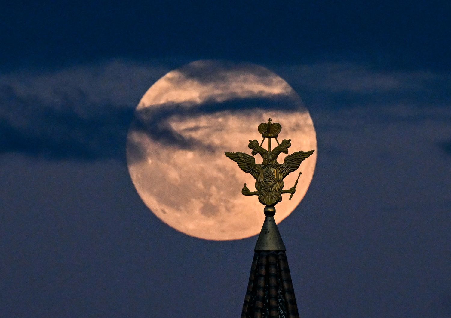 La Luna avvistata a Mosca