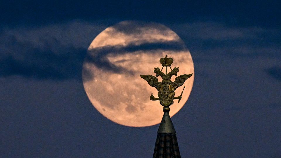 La Luna avvistata a Mosca