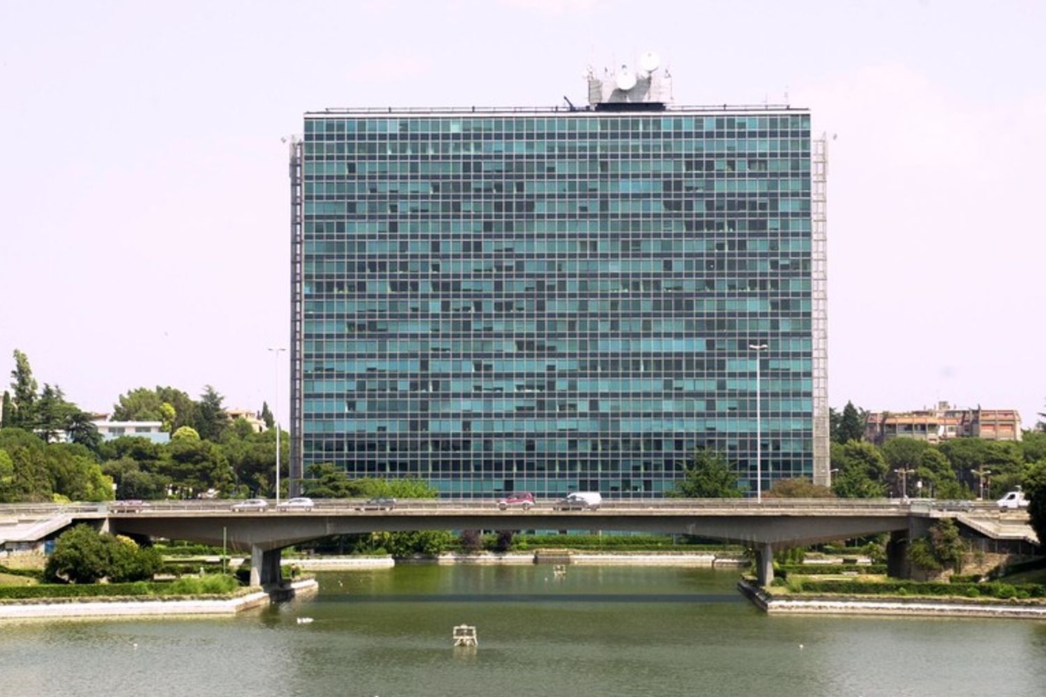 Il palazzo dell'Eni all'Eur