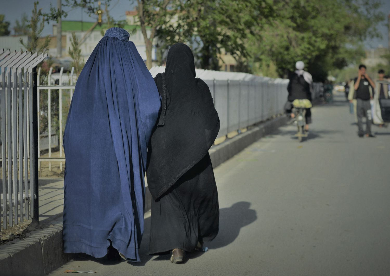 Donne con il Burka a Kabul&nbsp;