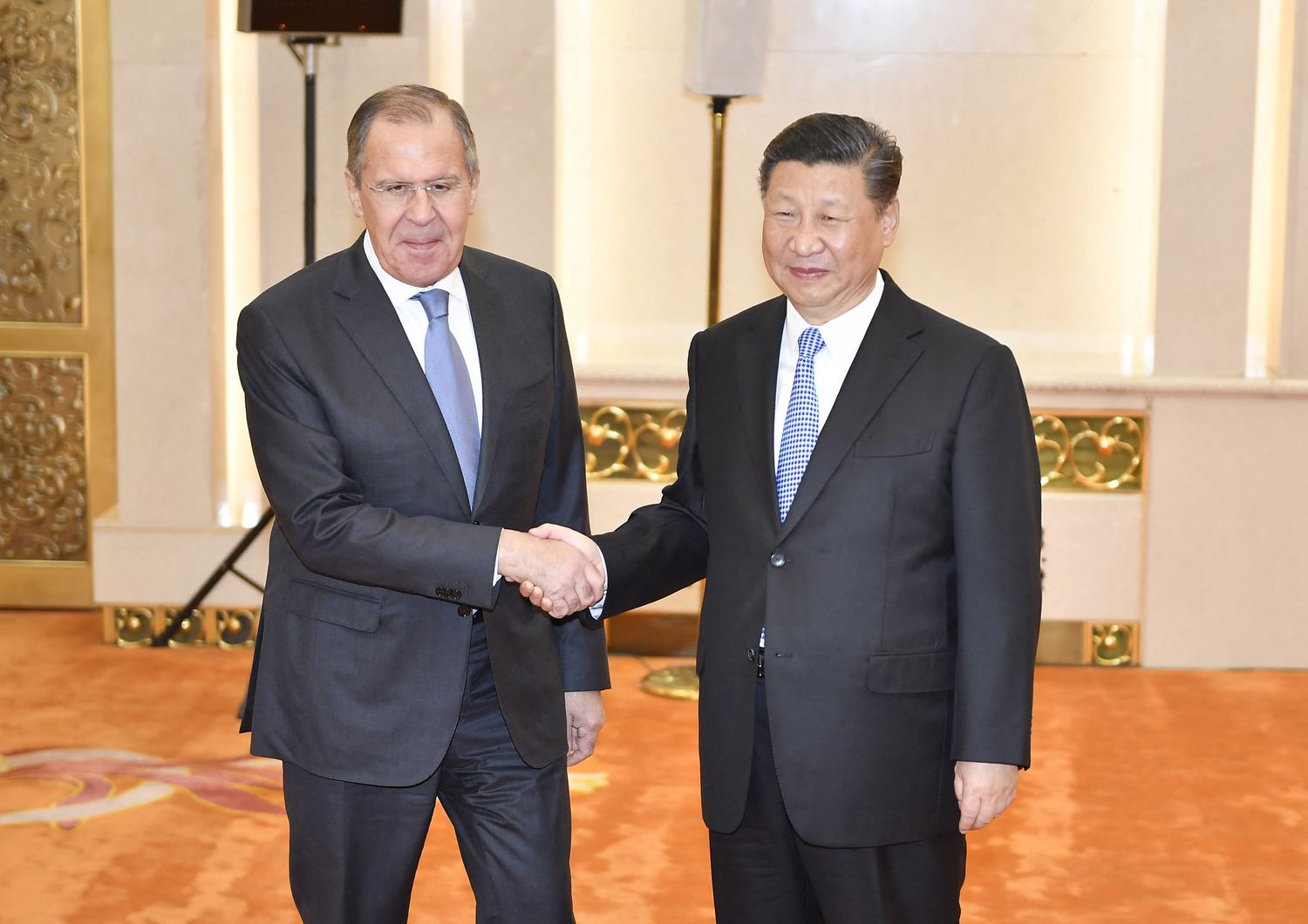 Serghei Lavrov e Xi Jinping