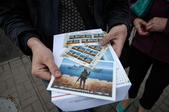 I francobolli celebrativi del soldato dell'Isola dei Serpenti&nbsp;