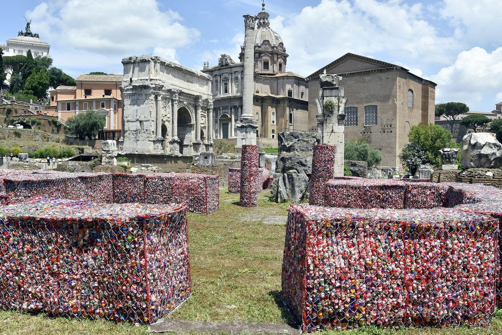 Foro Romano, ls'installazione 'Help the Ocean' di&nbsp;Maria Cristina Finucci