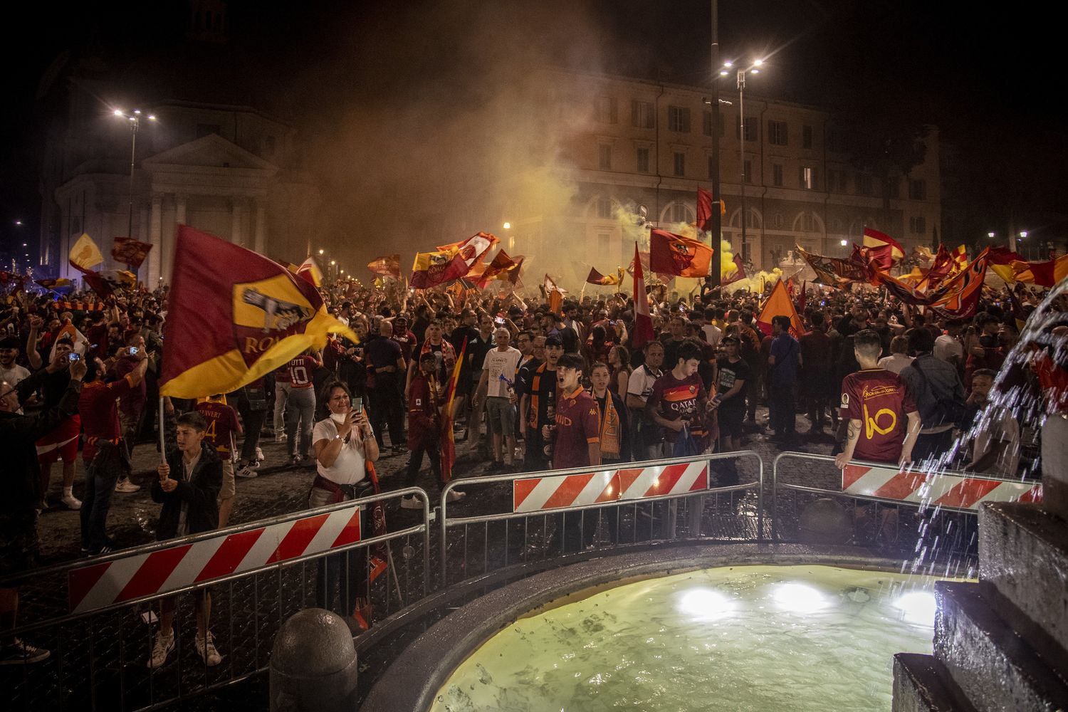 Roma in festa per la vittoria in Conference League