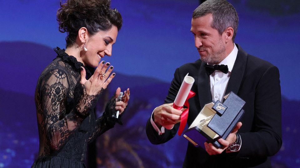 Zar Amir-Ebrahimi con l'attore francese Guillaume Canet