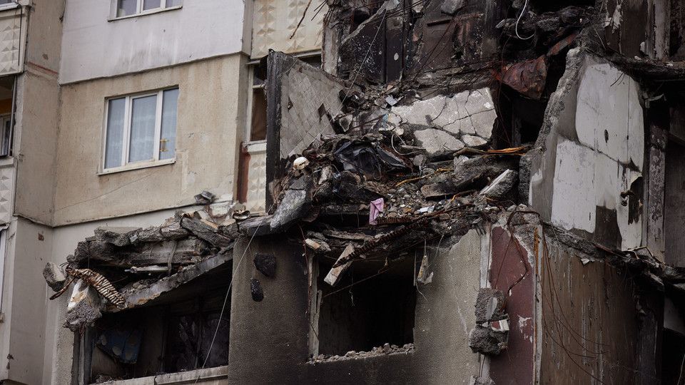 La visita di Zelensky alle truppe ucraine a Kharkiv