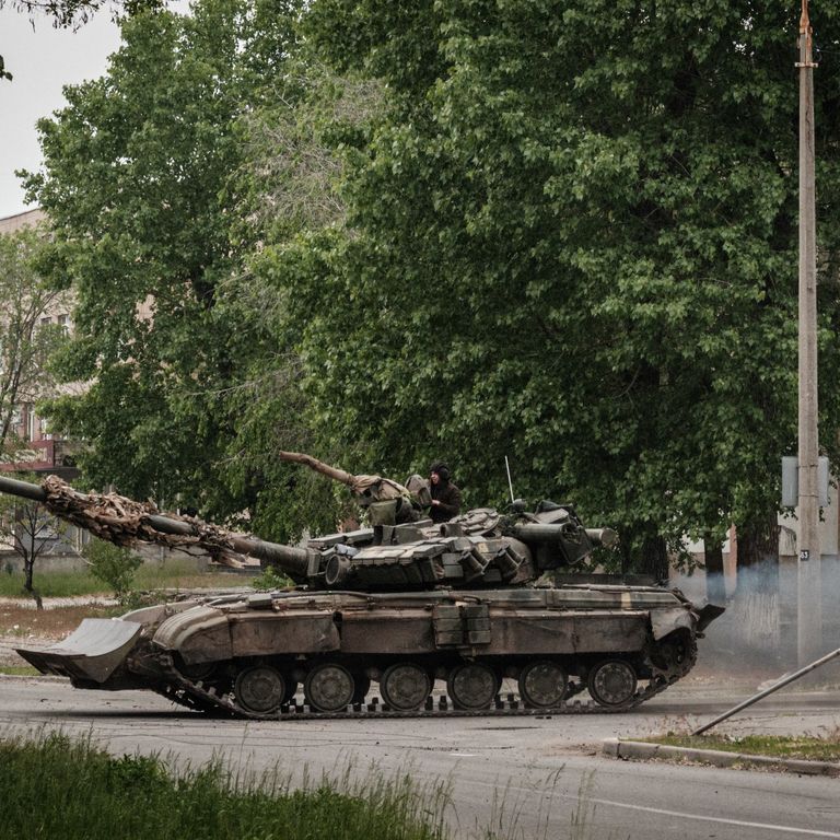 Un carro armato a Severodonetsk