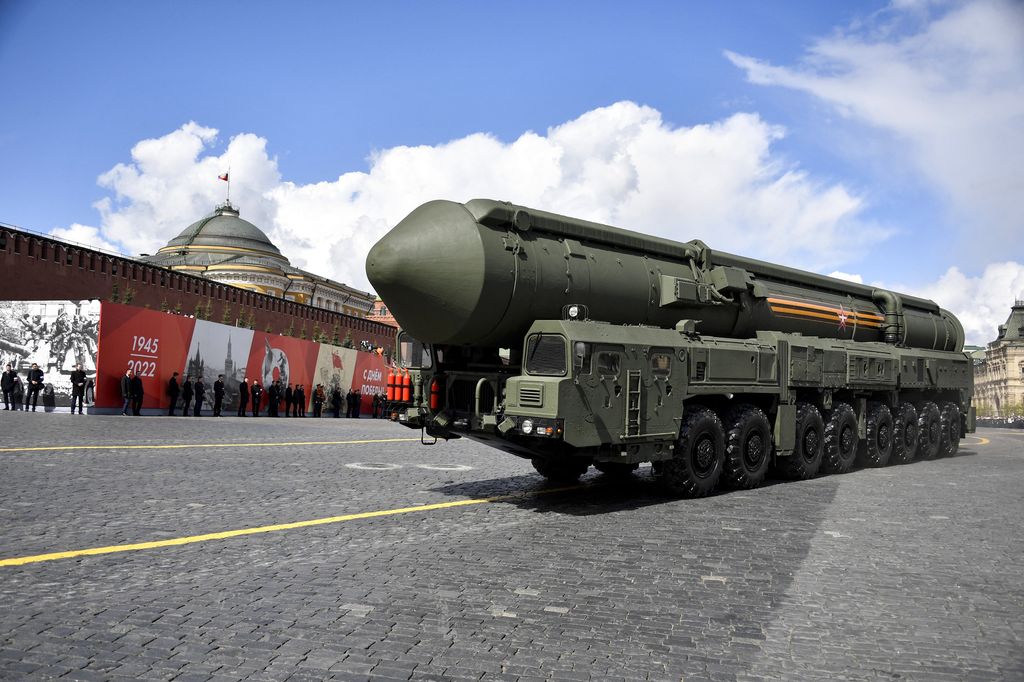 Il missile balistico russo Yars mostrato alla parata di Mosca del 5 maggio 2022