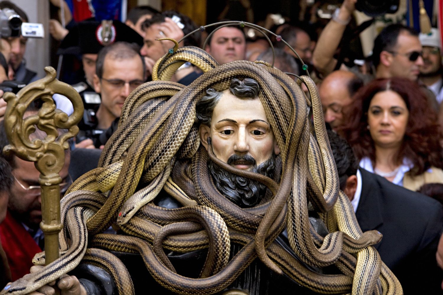 La festa di Serpari a Cocullo