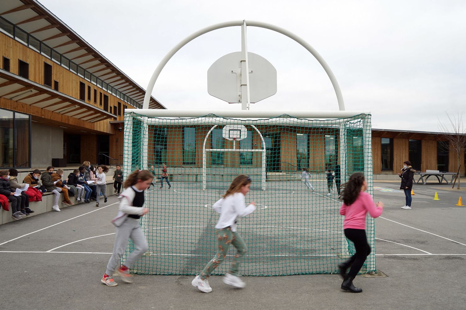 L'ora di ginnastica in una scuola francese&nbsp;
