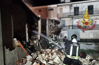 L'esplosione nella palazzina del Siracusano in cui ha perso la vita un operaio della forestale