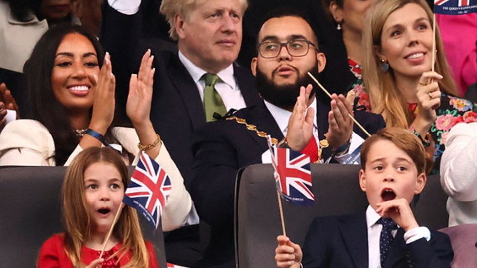 Una smorfia del principe George&nbsp;