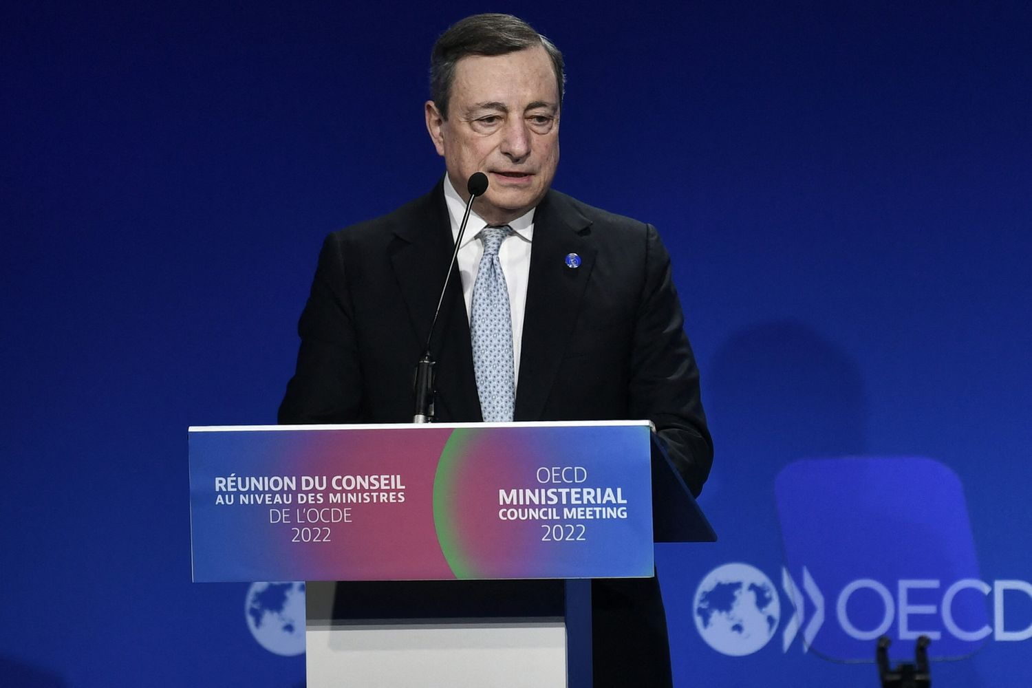 Mario Draghi alla riunione Ocse