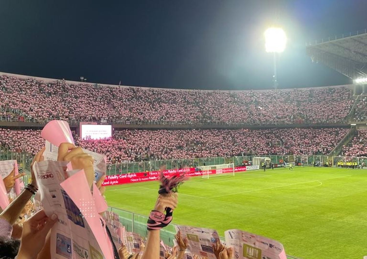 Lo stadio della Favorita alla vittoria del Palermo