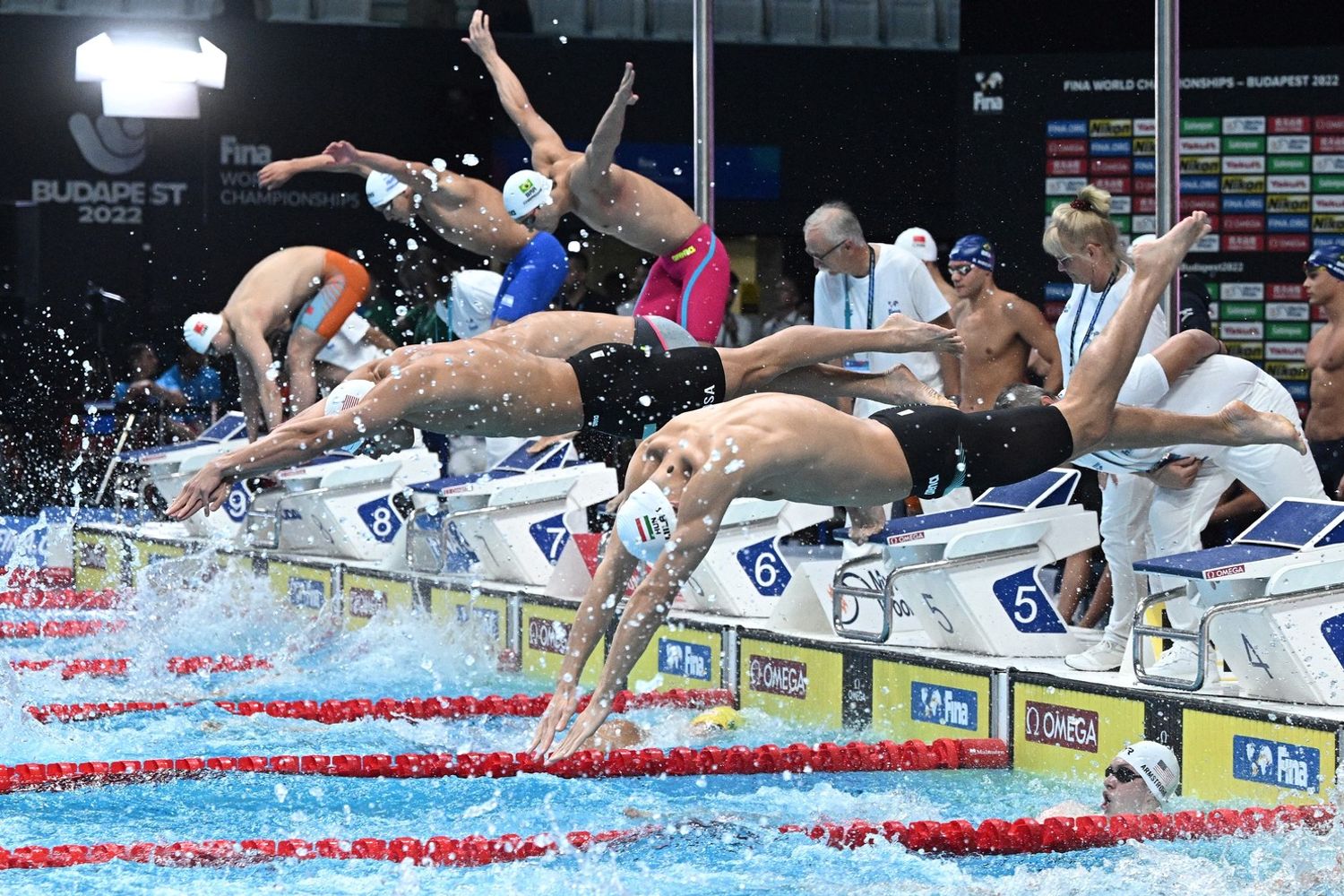 Un momento della 4x100 di Budapest