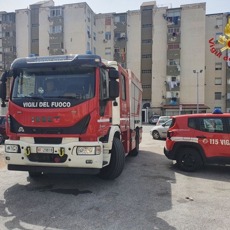 Il luogo in cui &egrave; precipitato un ascensore a Palermo