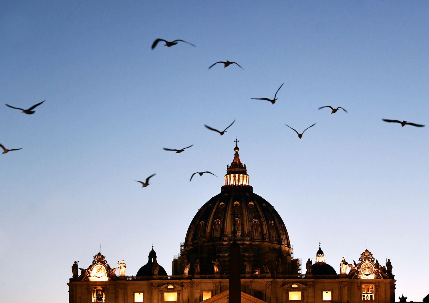 Vaticano venduto palazzo Sloane Avenue Londra
