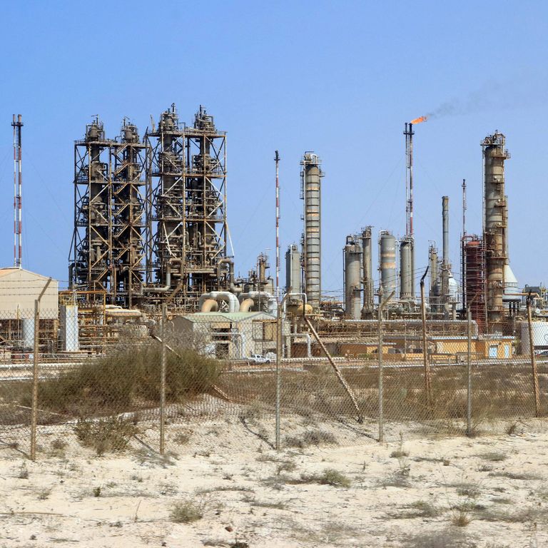 interruzioni forniture Libia fanno salire prezzi petrolio