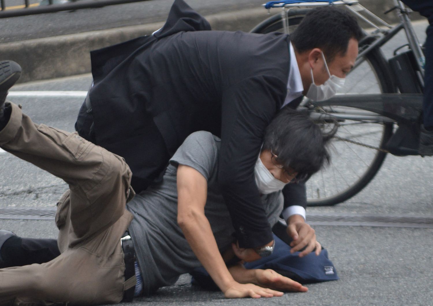 L'uomo che ha sparato a Shinzo Abe fermato dalla sicurezza