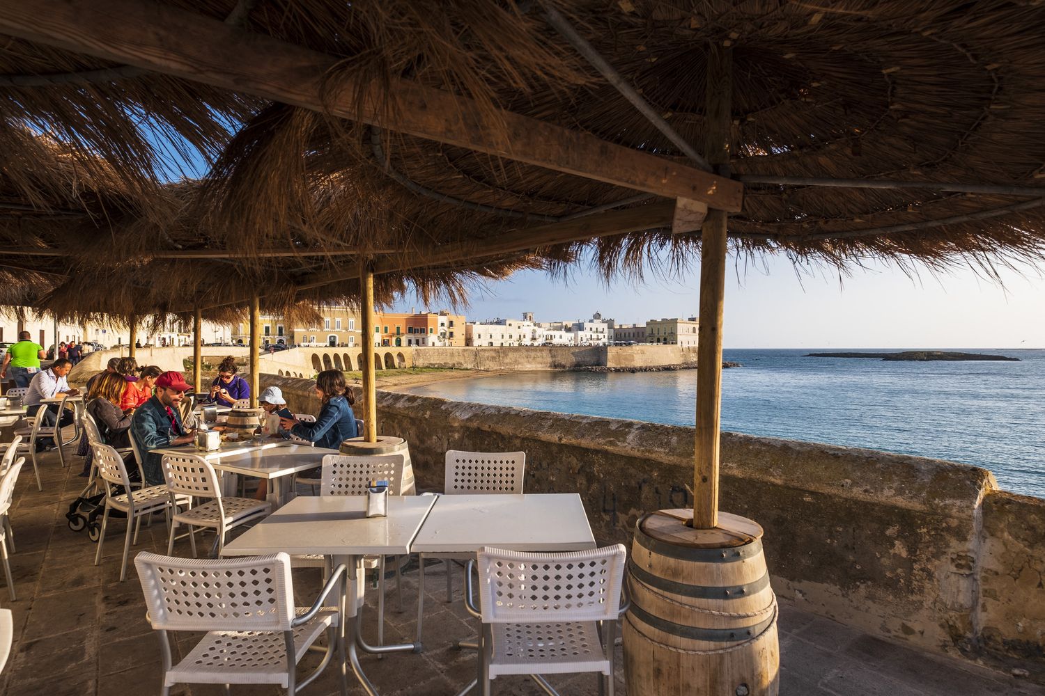 Locale sul lungomare a Gallipoli (Puglia)