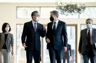 &nbsp;Wang e Blinken a Bali durante il G20