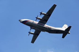 Un Antonov An-12 come quello caduto in Grecia nella notte