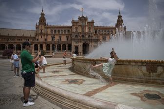 L'ondata di caldo ha colpito Siviglia, in Spagna