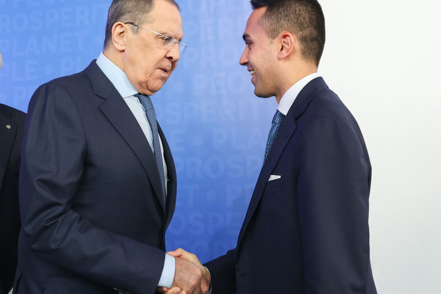 Il ministro degli Esteri Luigi Di Maio e l'omologo russo Sergey Lavrov &nbsp;