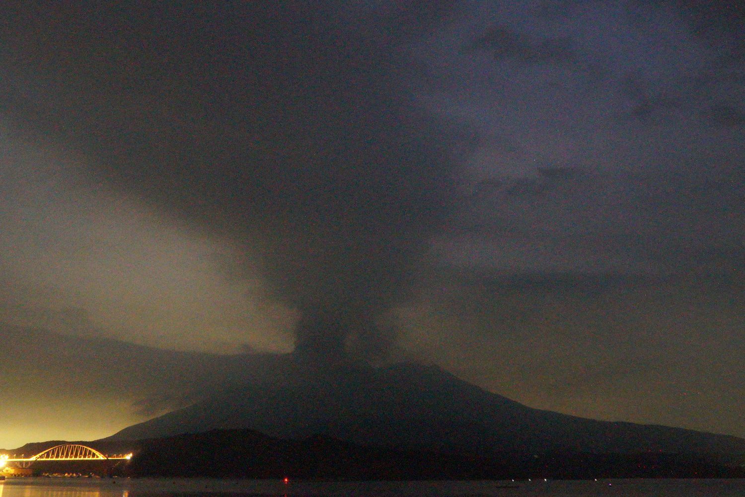 Il vulcano giapponese&nbsp;Sakurajima