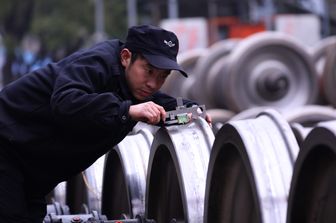Un operaio al lavoro