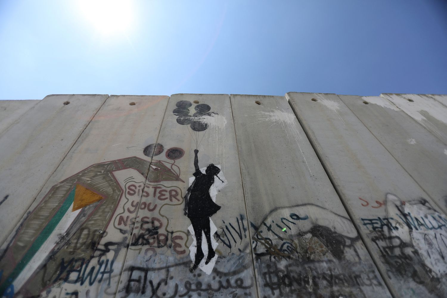 Graffito di Banksy a Ramallha&nbsp;